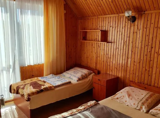 Δωμάτια σε οικογενειακή κατοικία U Marii *